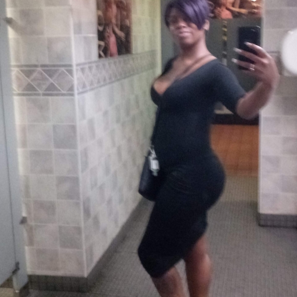 Meet your Posher, Jessica - Picture 8 of 8